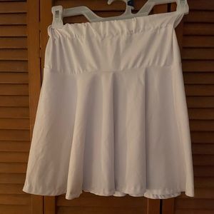 Plain white flowy tennis skirt